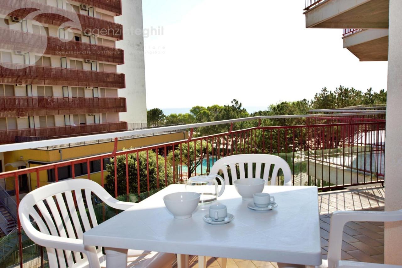 Condominio Cristallo Ліньяно-Сабб'ядоро Екстер'єр фото